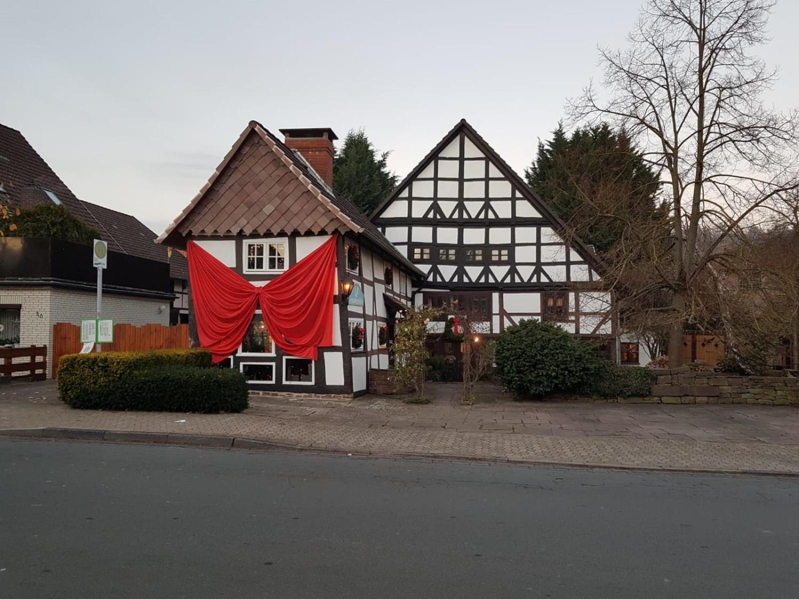 Ferienwohnungen - Karin Kehne -Gartenblick Bodenwerder Exterior foto