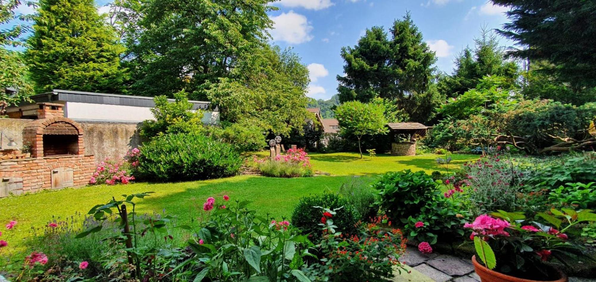 Ferienwohnungen - Karin Kehne -Gartenblick Bodenwerder Exterior foto